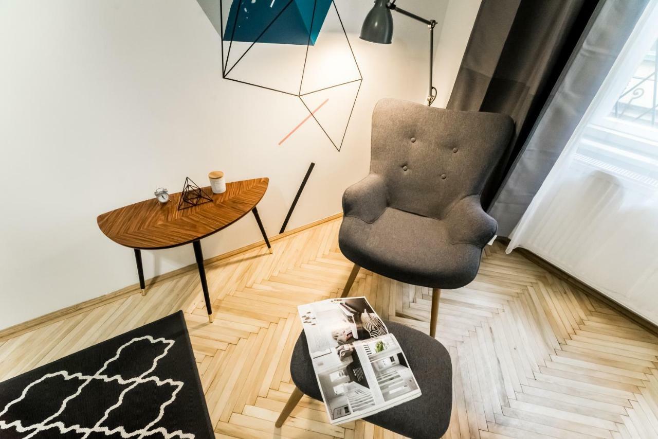 Bpr Colorlib Art Apartment Budapest Ngoại thất bức ảnh