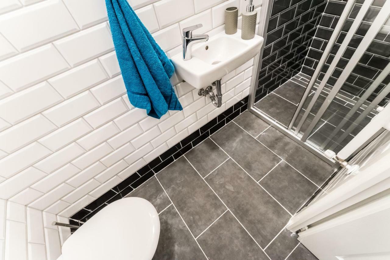 Bpr Colorlib Art Apartment Budapest Ngoại thất bức ảnh